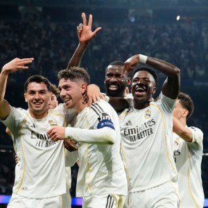 kaiyun-库尔图瓦封神熊皇失点，巴尔韦德戴帽比肩梅西，皇马3-0大胜曼城