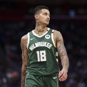 开云-打得什么玩意？库兹马三分球5中0仅拿9分4板 正负值-20最低